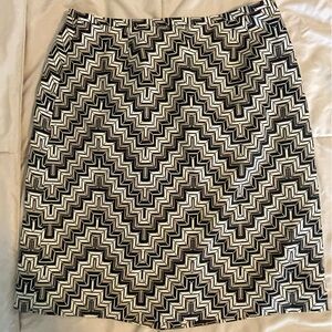 Vintage 1990s Ann Taylor Black and White Chevron Mini Skirt